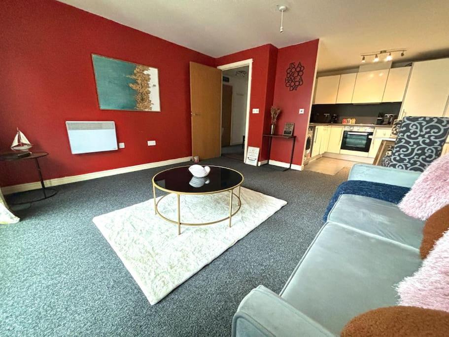 Luxury Apartment In The Heart Of Birmingham City! Exterior photo