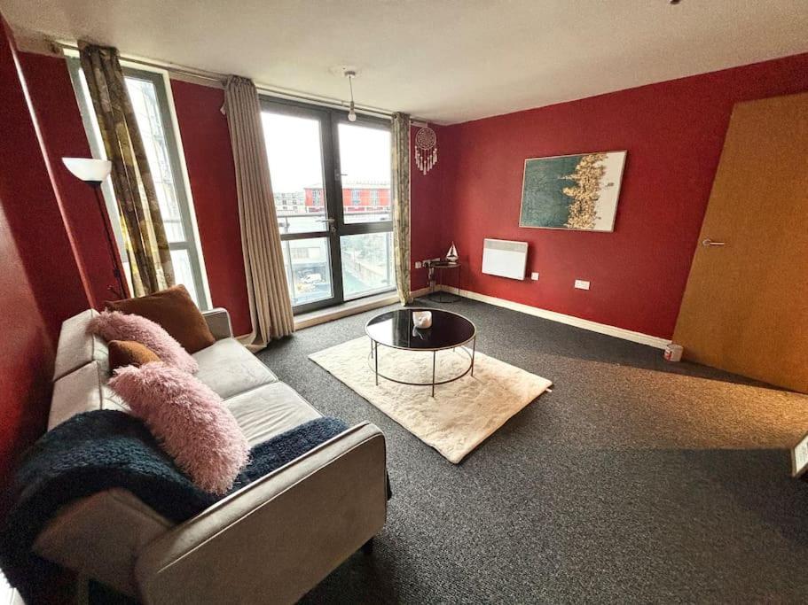 Luxury Apartment In The Heart Of Birmingham City! Exterior photo